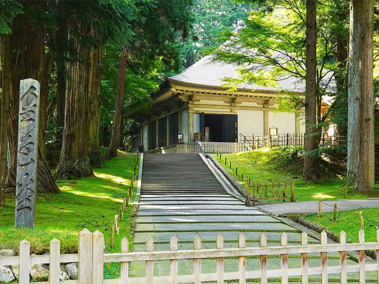 中尊寺 金色堂