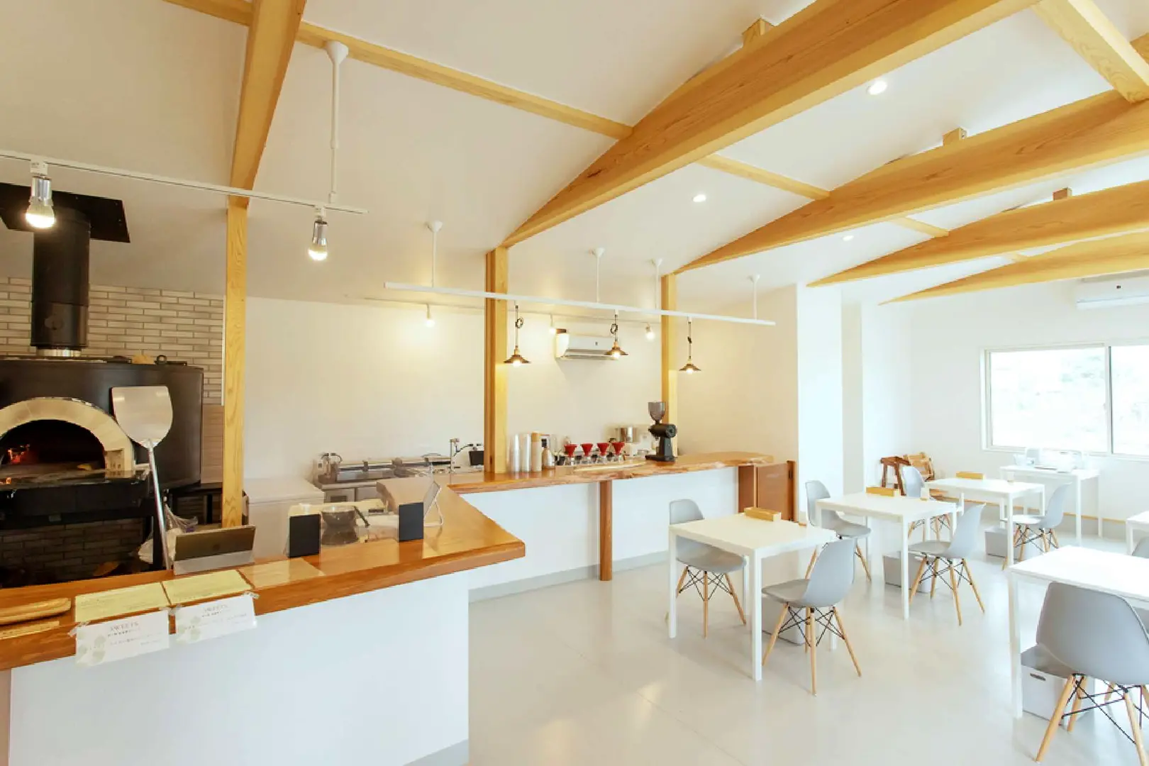 空と樹 店内